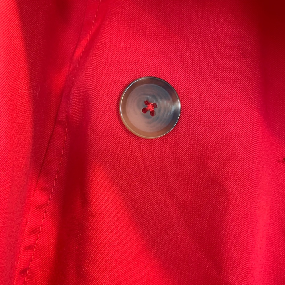 Red Raincoat - Picture 4 of 5